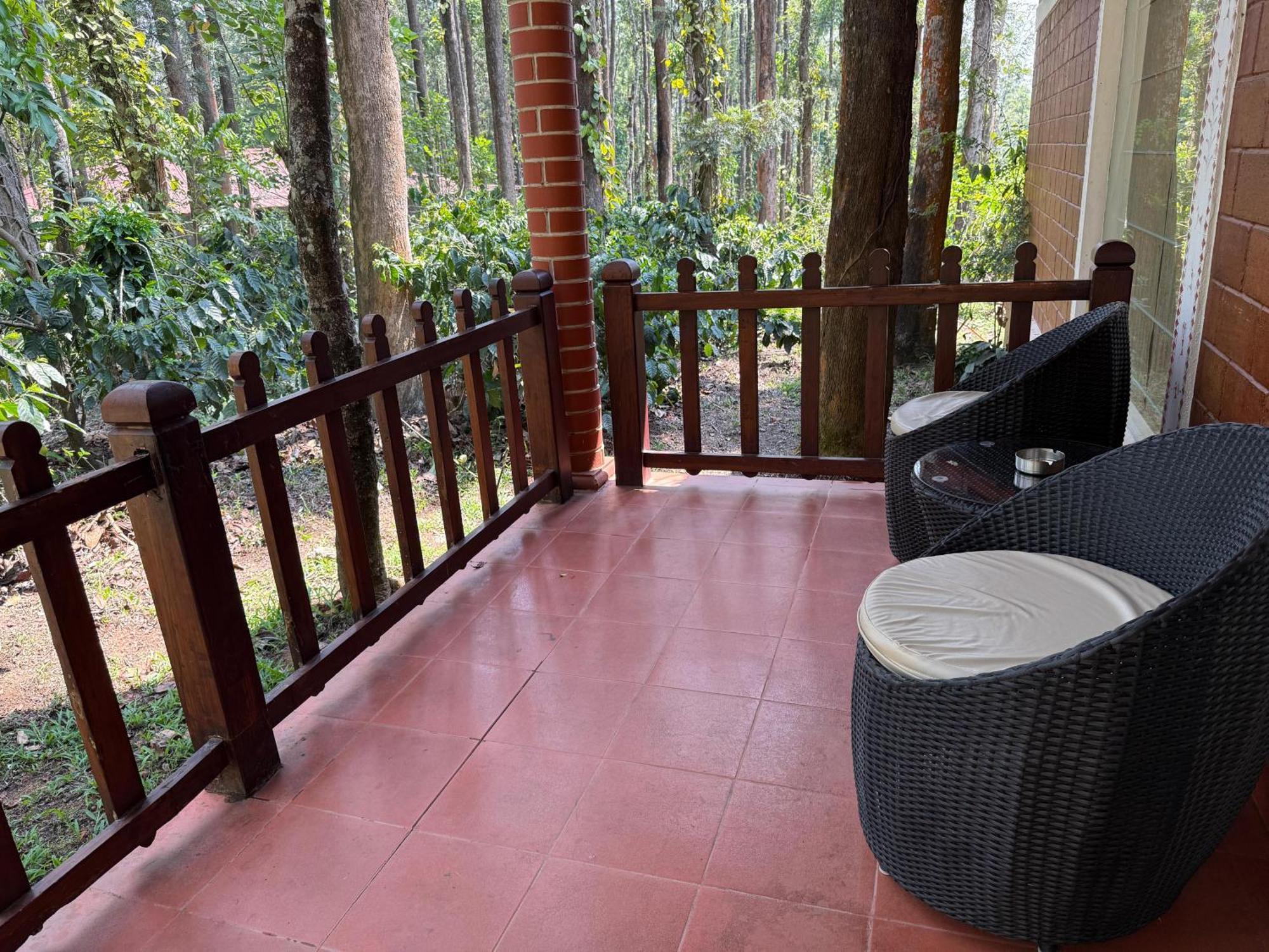 Coffee Grove Resort Chikmagalūr Kültér fotó